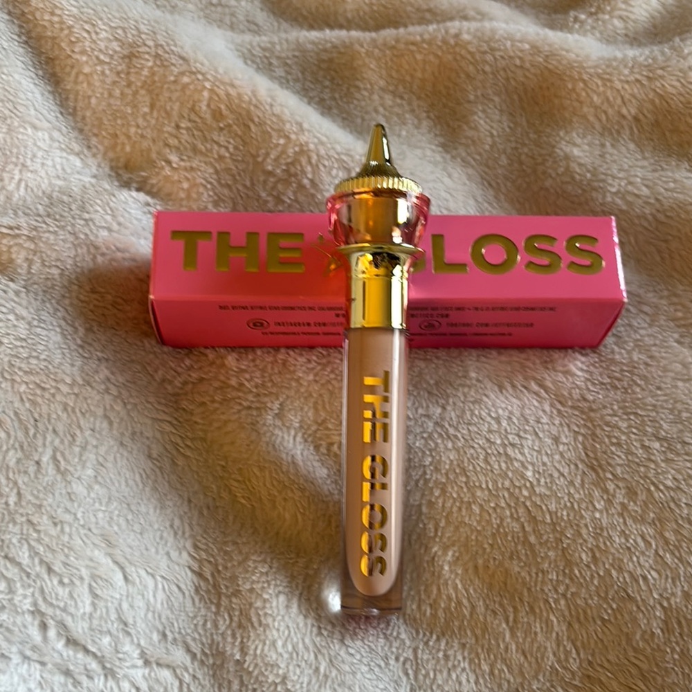Gold and Pink Lip Gloss in a Chic Tube